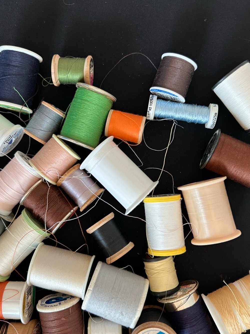 Assorted Thread and Sewing Spool Lot - Multi Color - Picture 3 of 8